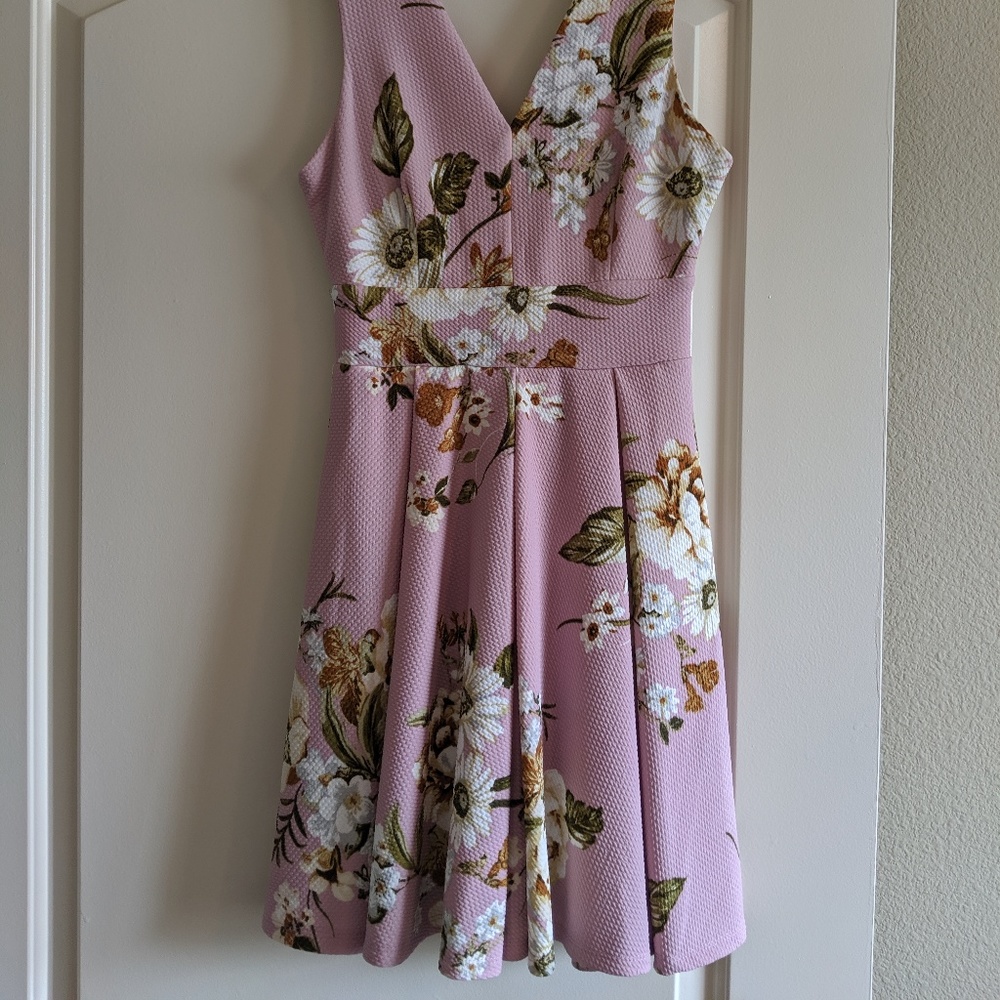 NEW English Rose Pink Floral Mini Dress! - Picture 2 of 7